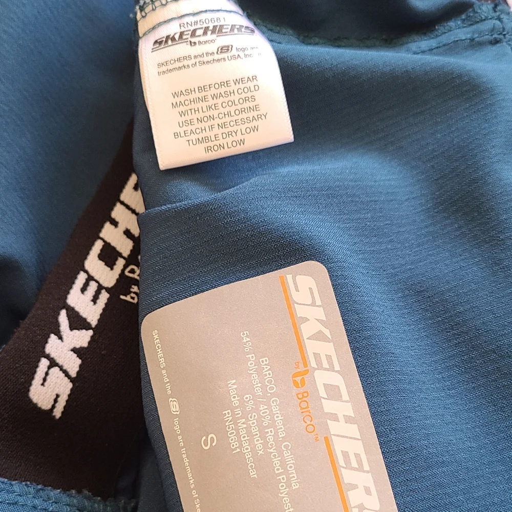 Skechers scrubs set - Picture 12 of 12